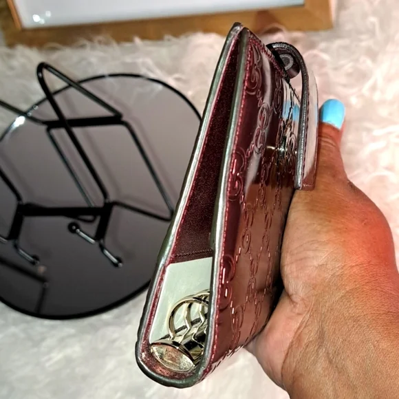 Gucci Guccissima Patent Leather Agenda Like New - Picture 5 of 13